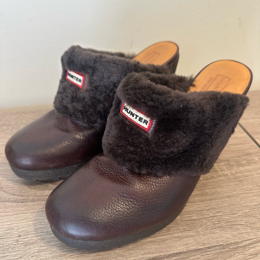 HUNTER Bruson Real Shearling Fur Lined Mules Clogs Brown Shoes Size 8
